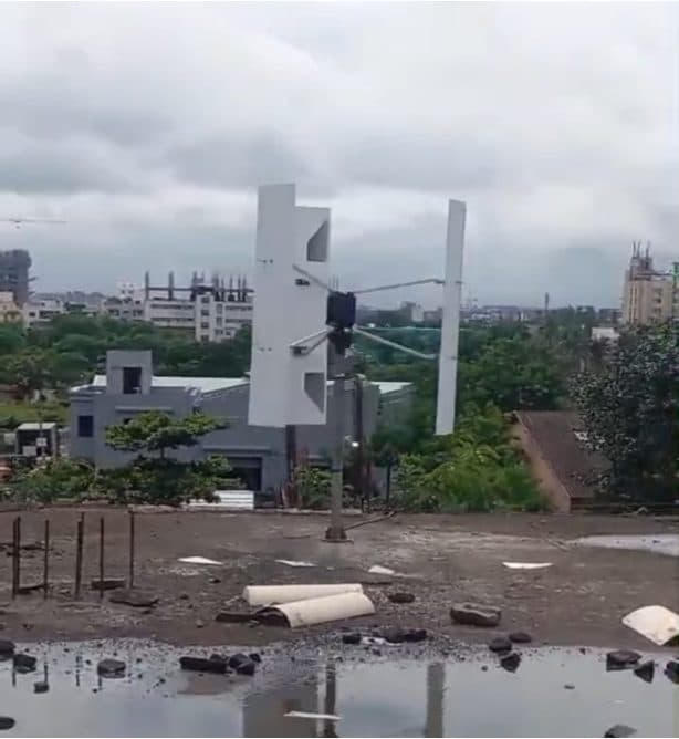 H-type vertical turbine prototype on an outdoor test stand